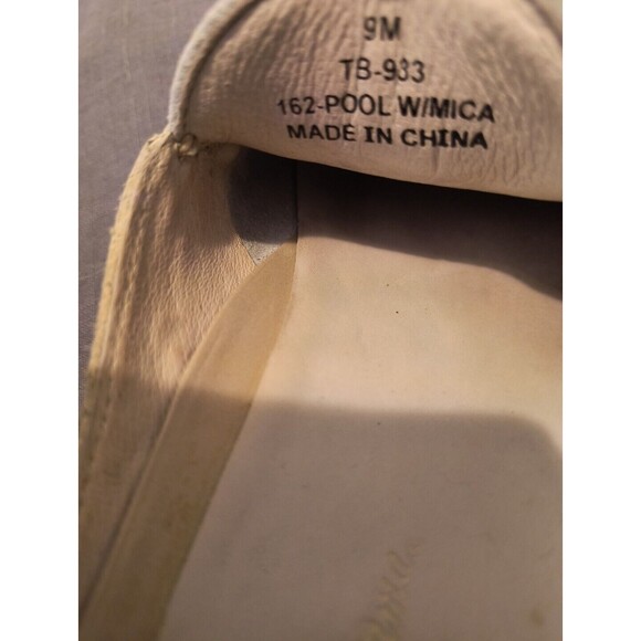 TOMMY BAHAMA Women's 9 M Blue Chamois Leather Slip-On Style Mule Slide - Picture 9 of 9